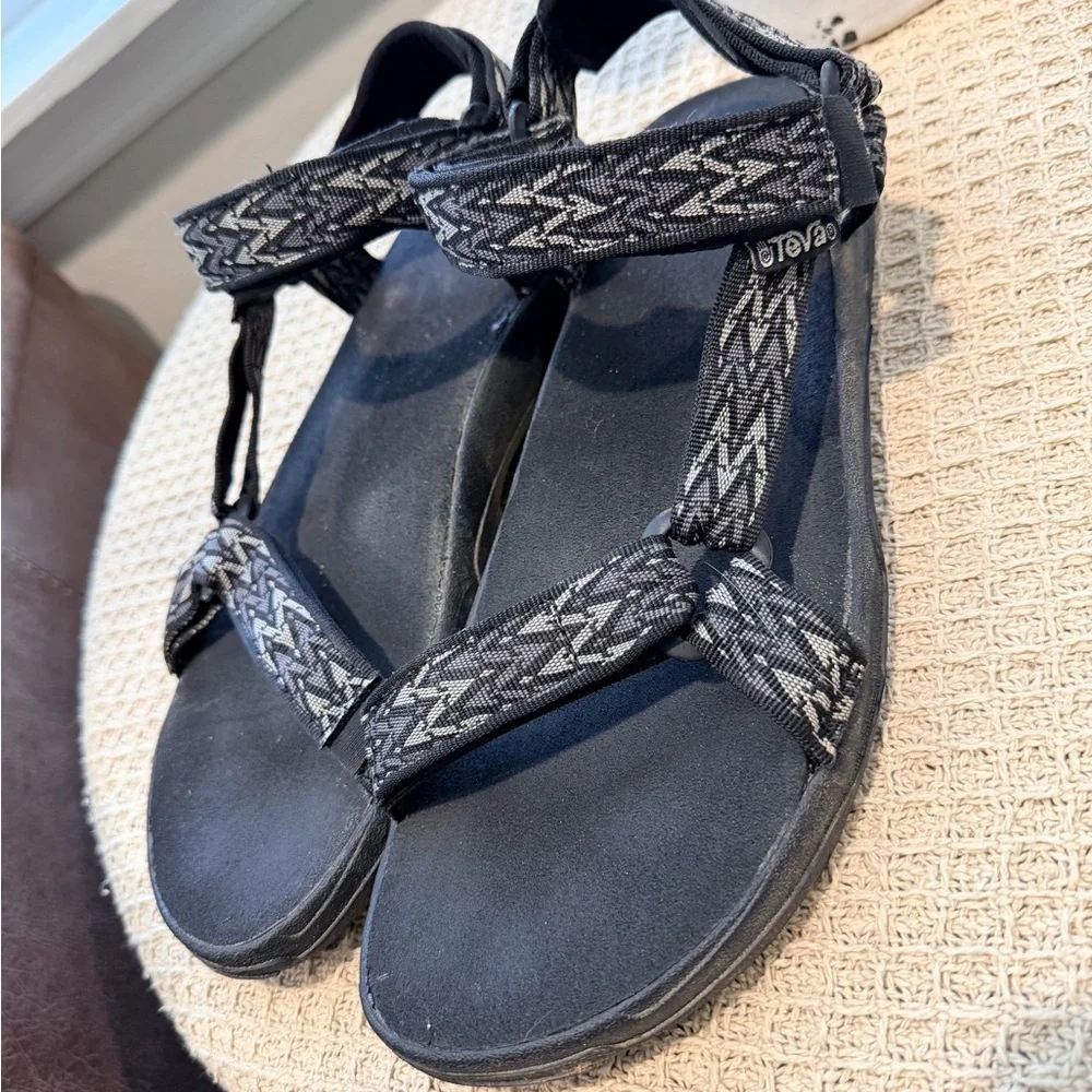 Teva durable sandals